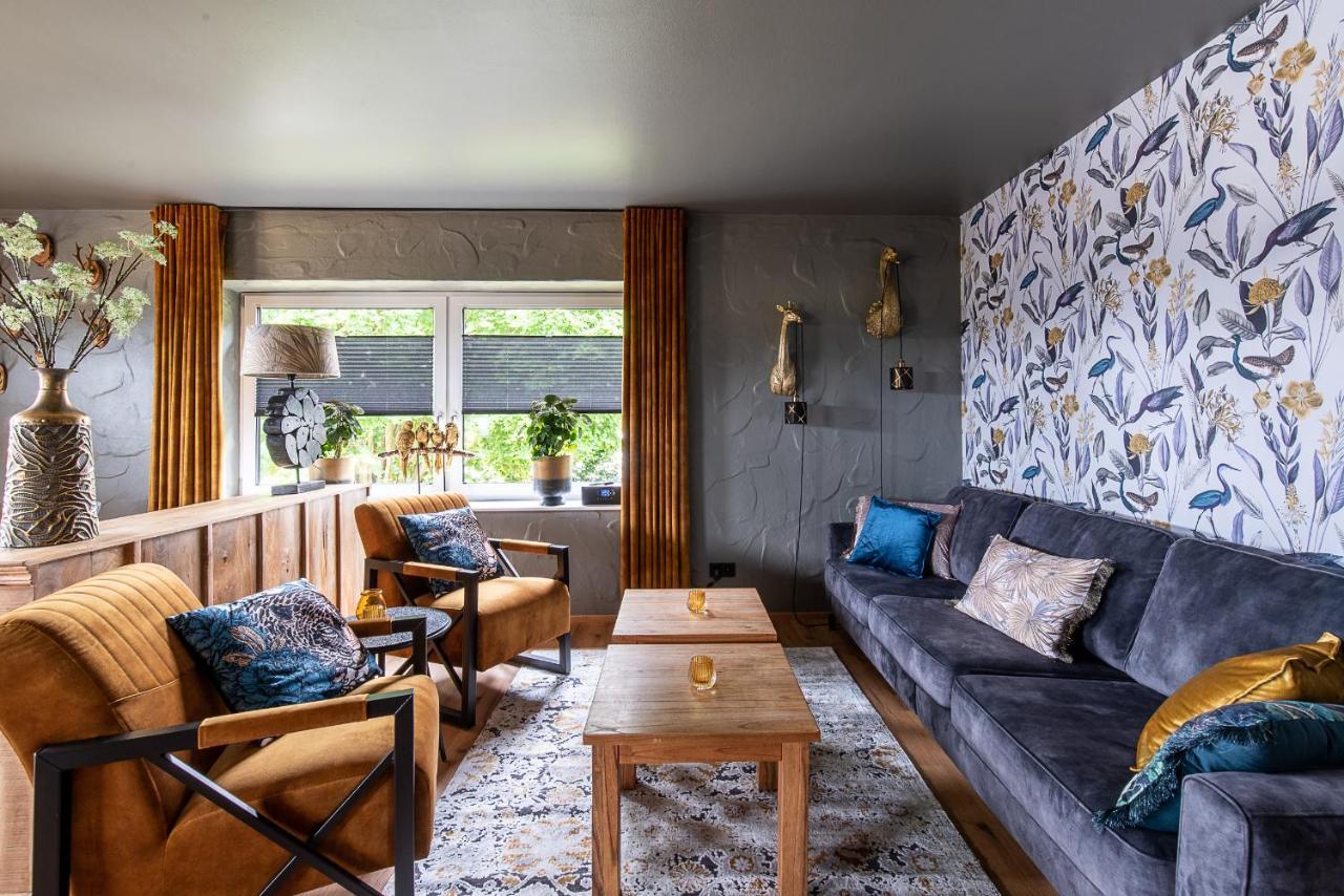 Einzigartige Traumwohnung Mit Whirlpool & Sauna Bietet Luxus Und Erholung Neuheilenbach Luaran gambar