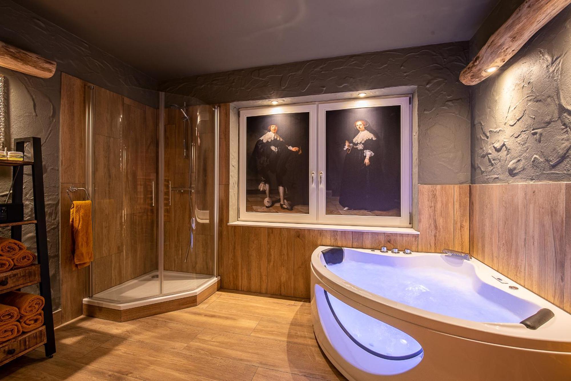 Einzigartige Traumwohnung Mit Whirlpool & Sauna Bietet Luxus Und Erholung Neuheilenbach Luaran gambar