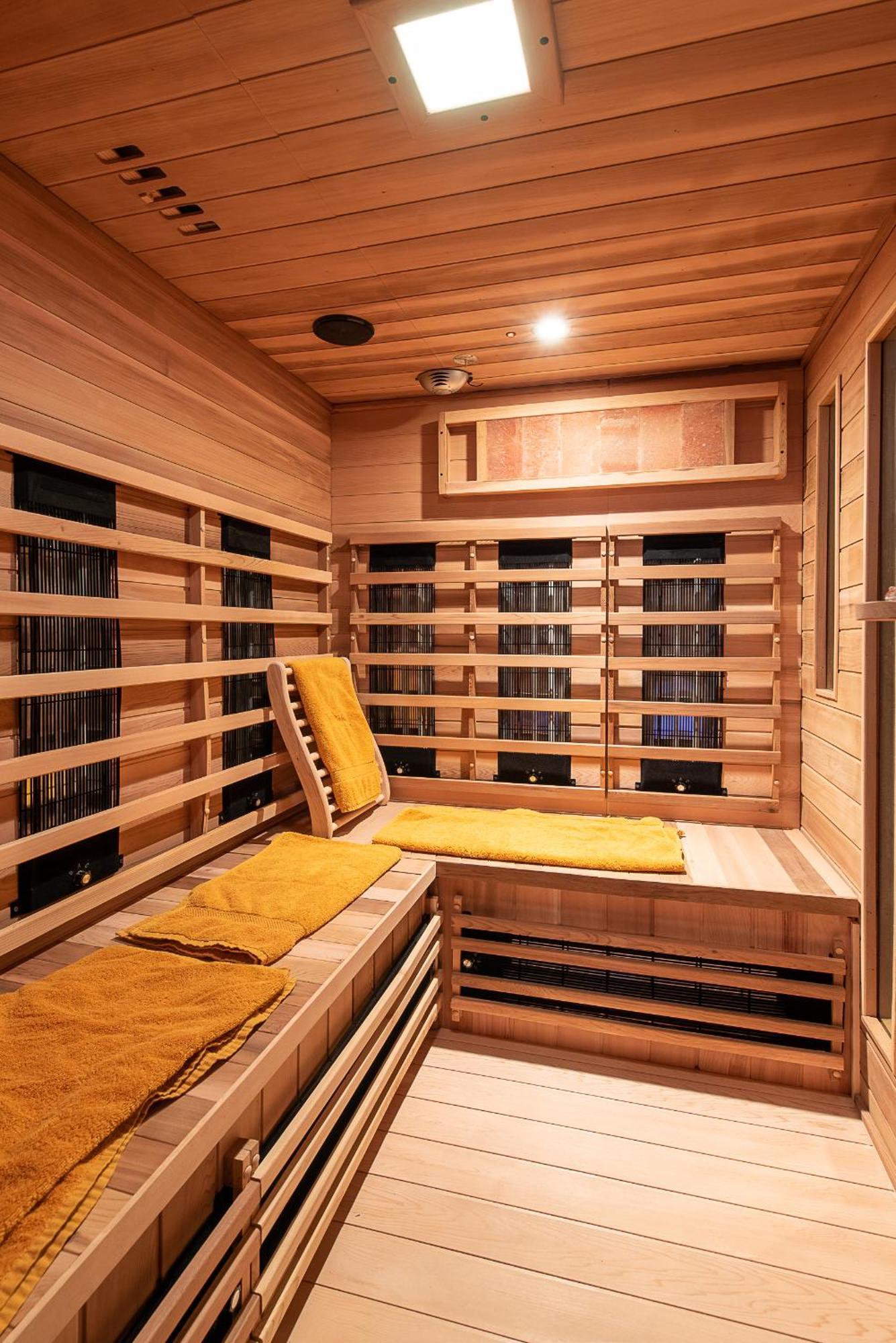 Einzigartige Traumwohnung Mit Whirlpool & Sauna Bietet Luxus Und Erholung Neuheilenbach Luaran gambar