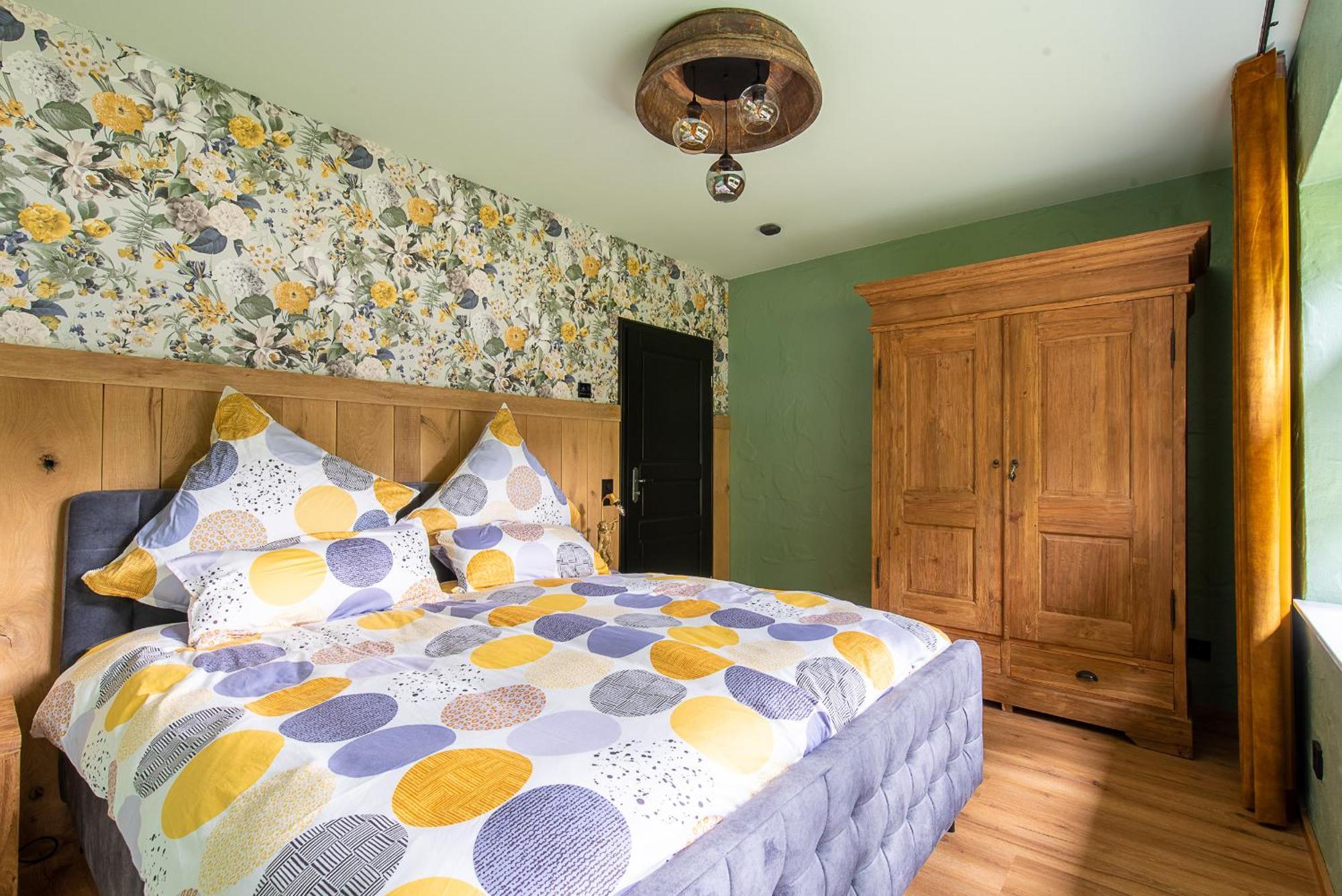 Einzigartige Traumwohnung Mit Whirlpool & Sauna Bietet Luxus Und Erholung Neuheilenbach Luaran gambar