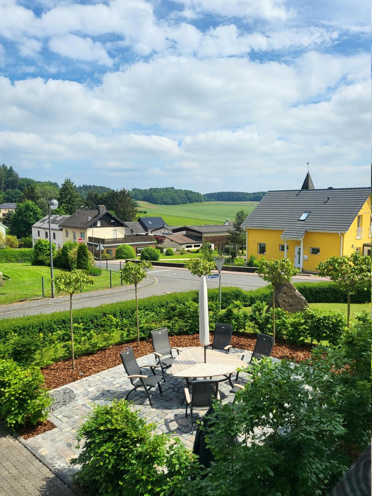 Einzigartige Traumwohnung Mit Whirlpool & Sauna Bietet Luxus Und Erholung Neuheilenbach Luaran gambar